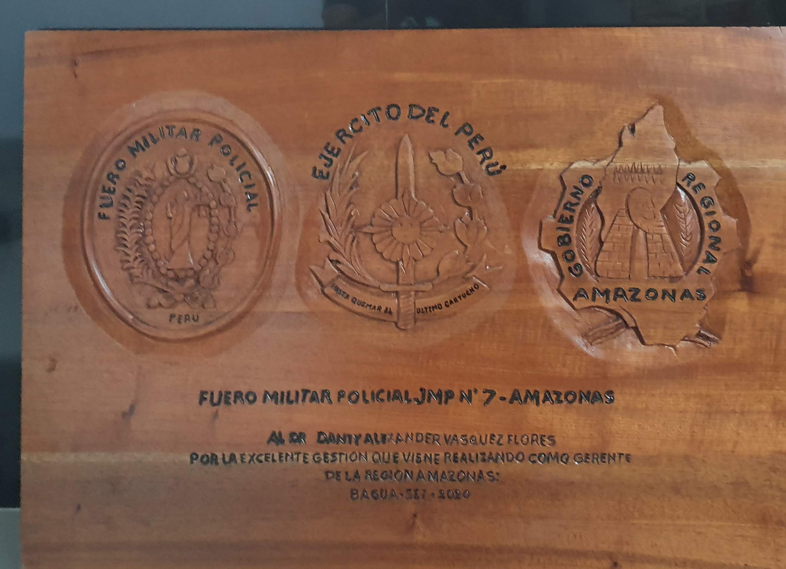 Distinción Institucional otorgada al fundador de nuestro estudio